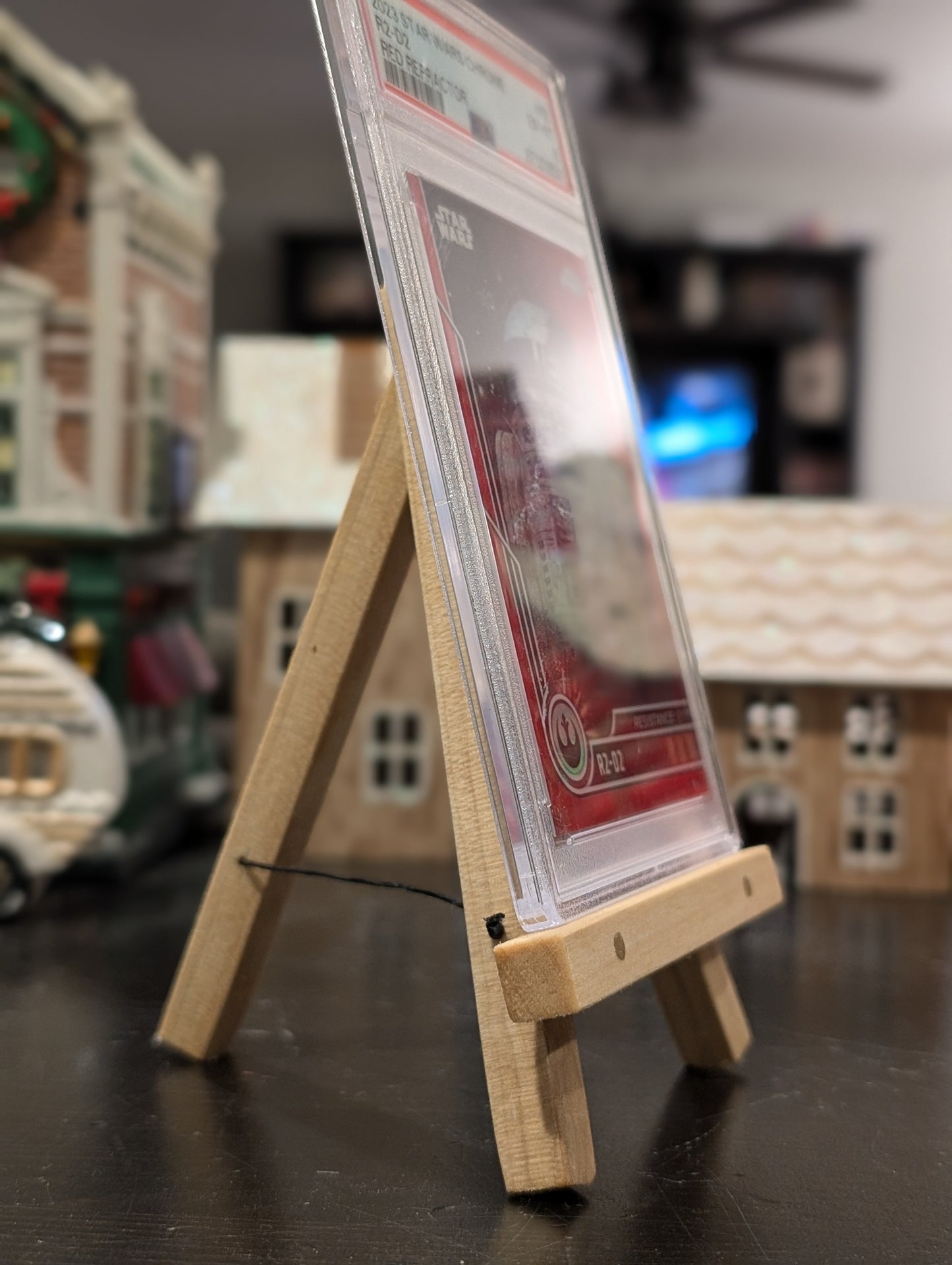 Beezer's Easel - Display Stand