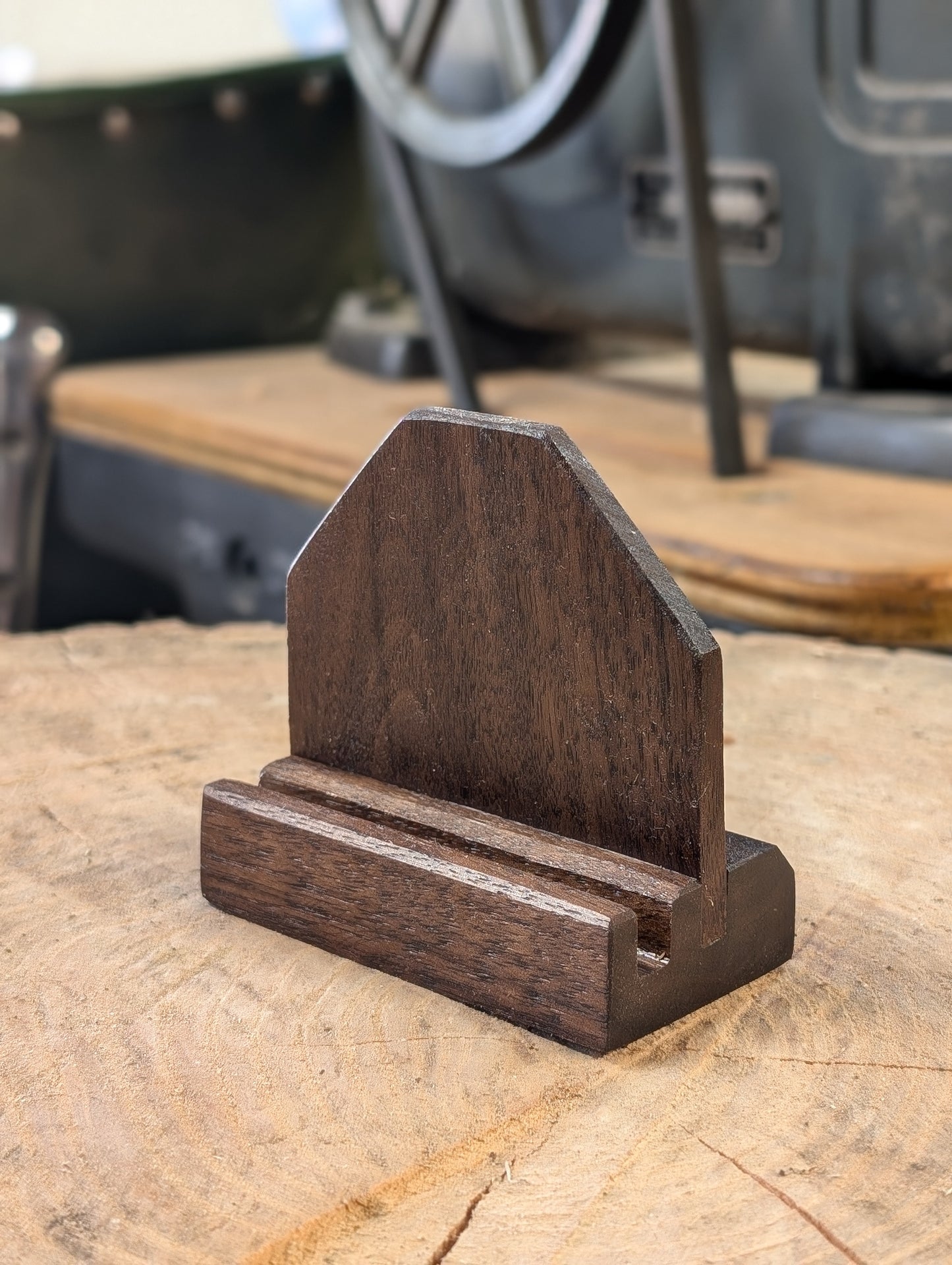 Beezer's Trading Card Display Stand