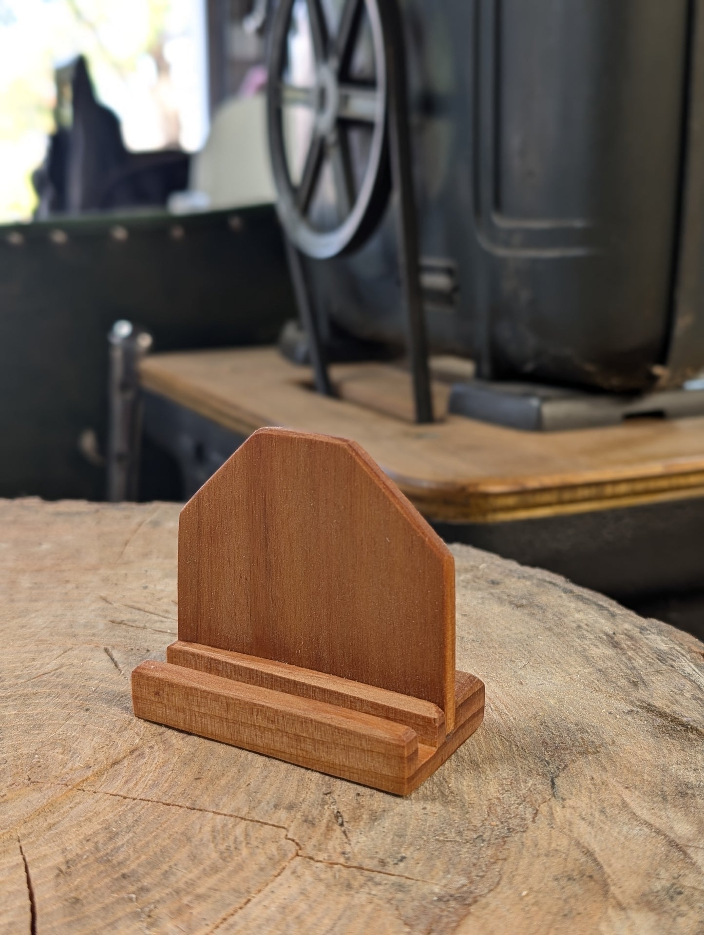 Beezer's Trading Card Display Stand