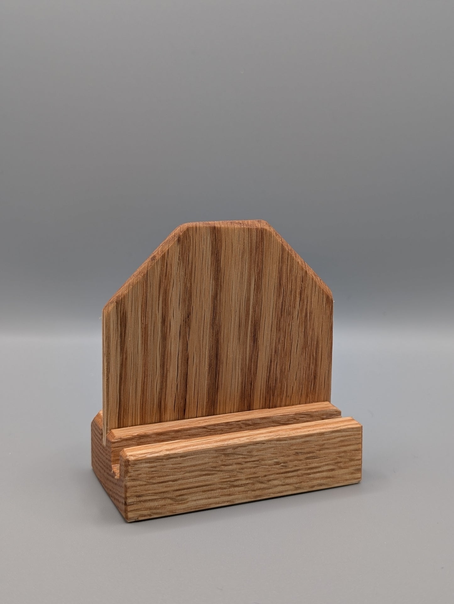 Beezer's Trading Card Display Stand